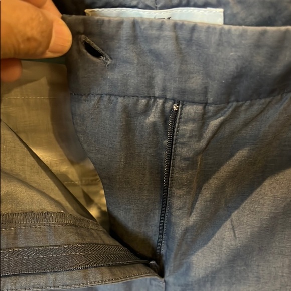 Armani Exchange Gray Dress Pants Flat Front cropped length size 8 - Picture 3 of 14